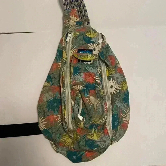 Kavu Backpack - Picture 2 of 7